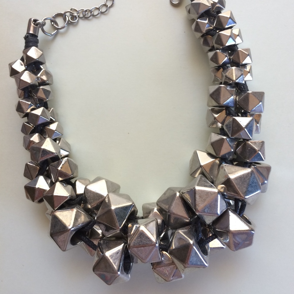 Silver chunky choker